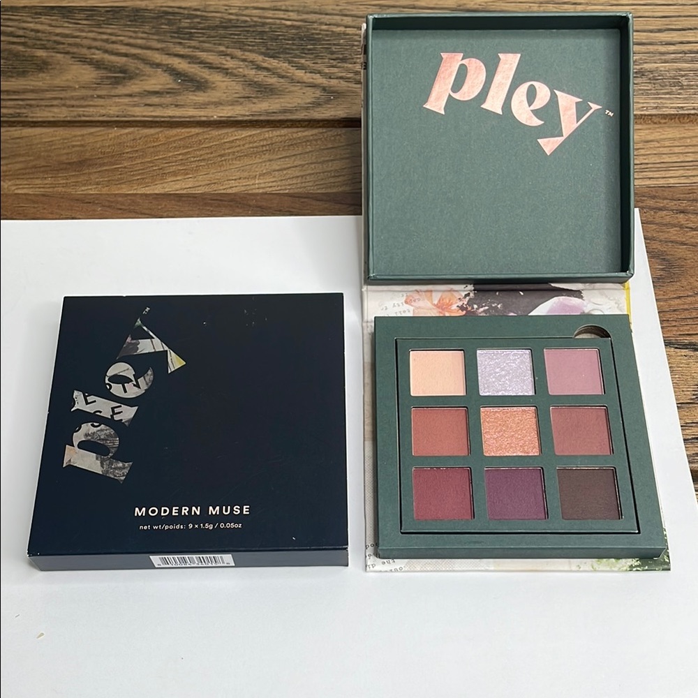 Pley Modern Muse Eyeshadow Palette - Multi-Color NEW